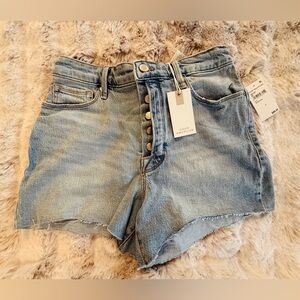 Good American Light Blue Jean Bombshell Shorts Size 6 New NWT